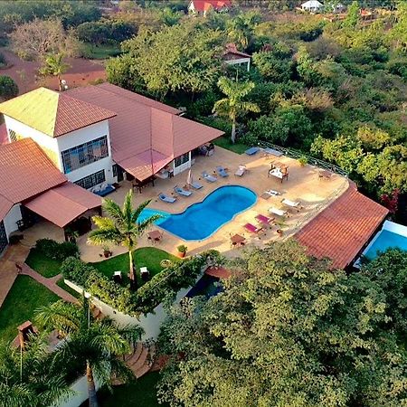 Pink Flamingo Boutique Hotel Moshi Dış mekan fotoğraf