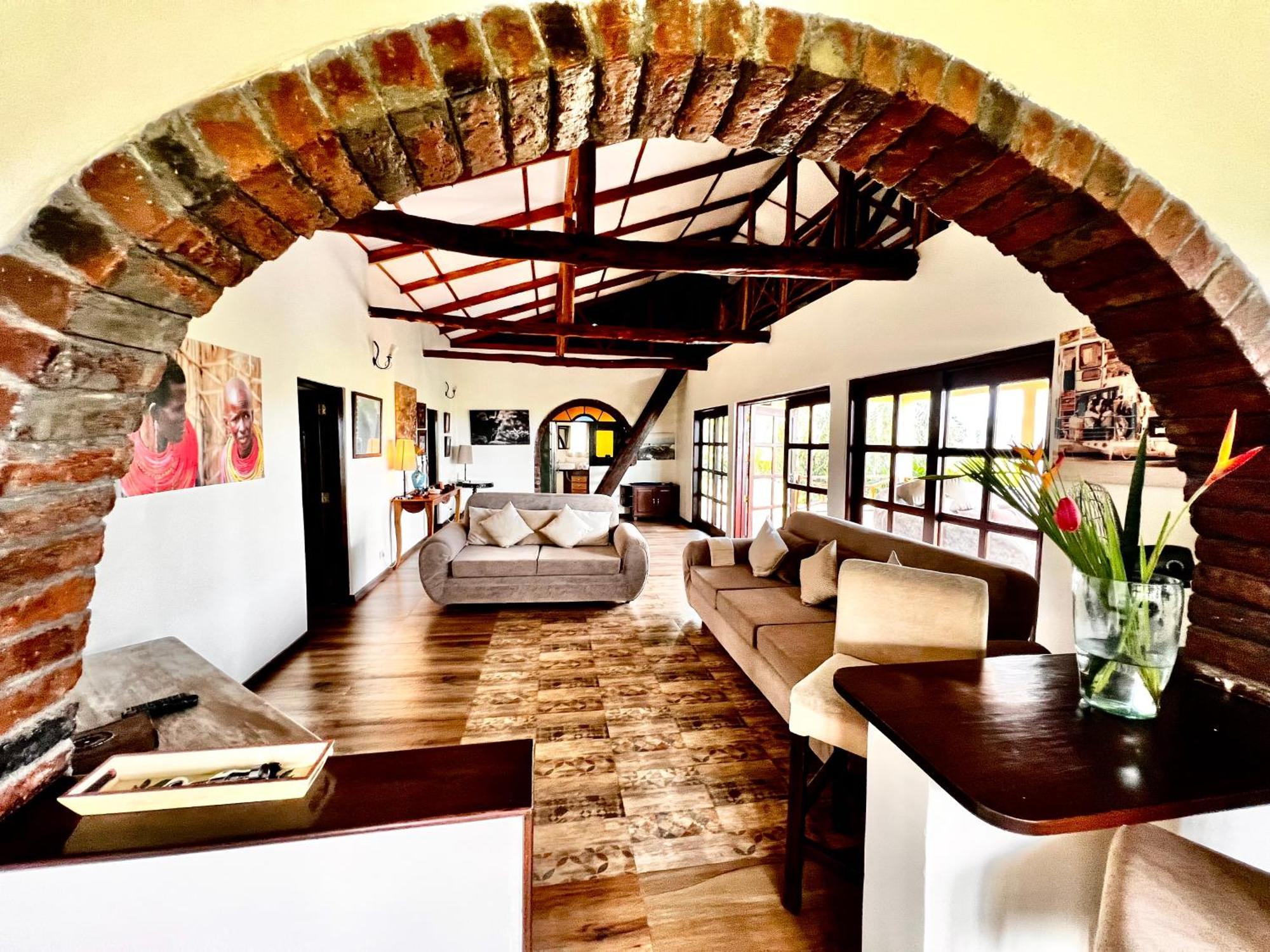 Pink Flamingo Boutique Hotel Moshi Dış mekan fotoğraf